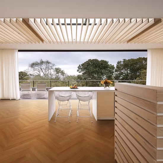 Kostenlose Muster wasserdichter Unilin Click Holzfarben-Kunststoff-starrer Click-Vinyl-PVC-SPC-Bodenbelag mit gutem Preis für Hotel